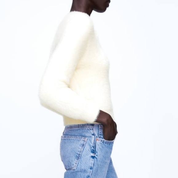 Light yellow cardigan - Picture 3 of 8